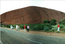 Sonnenaufgang am Uluru